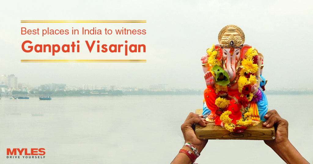 Best places in India to witness Ganpati Visarjan